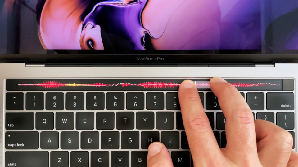 Samplr for Touchbar превращает сенсор macbook в полноценный сэмплер!